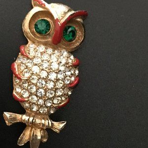 Unsigned Owl Brooch Gold Toned Red Enamel